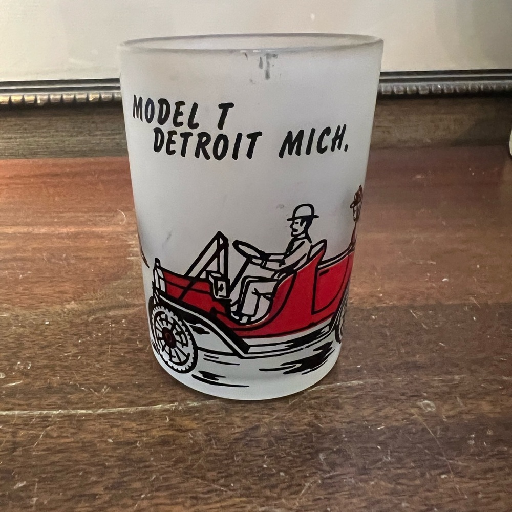 💐Antique Frosted Glass with Red Model T Design